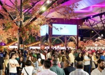 Oktoberfest Blumenau abre inscrições para vagas temporárias em sua 40ª edição