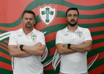 Técnico Fábio Matias e auxiliar Lucas Batista têm contratos publicados no BID