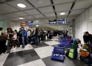 Aeroporto de Munique é fechado por segunda noite seguida após alerta de drones