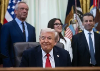 Trump vê possível encontro com Putin em até duas semanas e fala em avanço para encerrar guerra