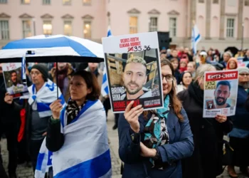 Presos palestinos serão libertados quando Israel confirmar que todos reféns retornaram ao país