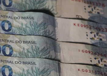 Receita paga quinto lote de restituição do Imposto de Renda 2025