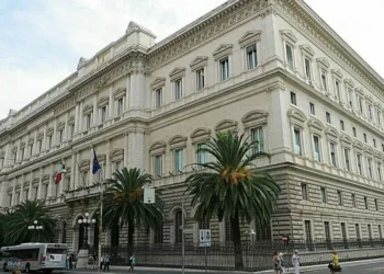 Bruxelas ataca “golden shares” que travam fusões bancárias