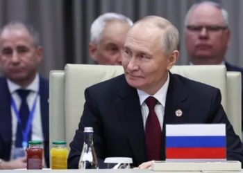 Rússia está pronta para conversar com EUA sobre planos de paz, diz Putin