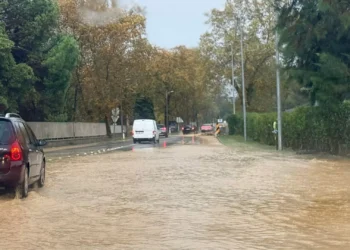 Mau Tempo. Escola Básica de Lisboa encerrada por falta de segurança