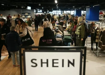 Shein se livra de suspensão na França, mas segue sob vigilância