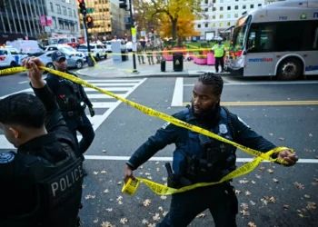 Trump anuncia morte de guarda nacional baleada perto da Casa Branca