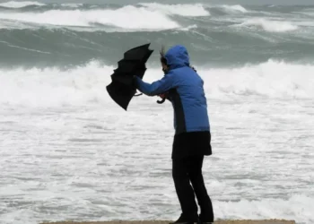 Santa Catarina enfrenta novos riscos de rajadas de ventos após chuva devastadora