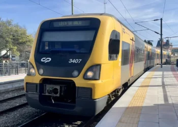 Um morto em atropelamento ferroviário que cortou a Linha do Minho em Viana do Castelo