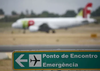 Greve geral: Sindicato dos pilotos decide aderir à paralisação após assembleia-geral