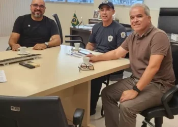Timbó busca inovação em sistemas de trânsito em encontro com Blumenau