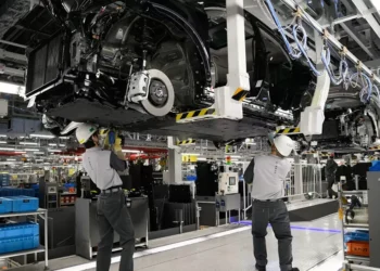 Ações da Nissan já desceram 21% no ano, numa altura em que a empresa se adapta às tarifas de Trump