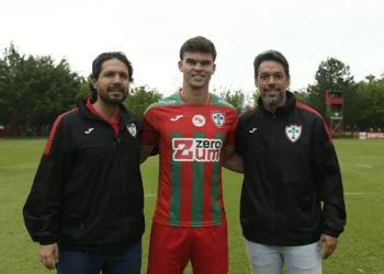 Últimas da Portuguesa: contratação de volante que estava na Europa, lateral se despede da Lusa e mais