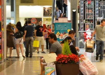 Ano eleitoral não impede redução da jornada de trabalho, diz ministro