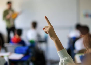 Colégios pedem mais autonomia e liberdade para escolher os seus professores