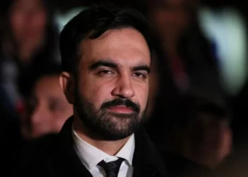 Israel diz que posse de Mamdani como prefeito de Nova York é ‘gasolina antissemita’