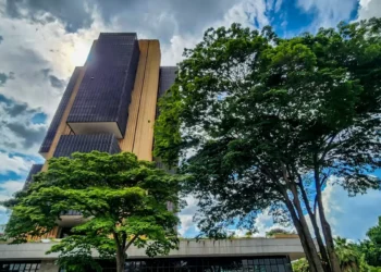 Banco Central desiste de recurso contra inspeção do TCU no caso Master