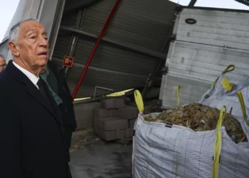 Marcelo avisa: “Não serve de nada ter medidas no papel” se não for possível executá-las