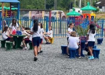 Volta às aulas movimenta Timbó e reúne quase 5 mil alunos na rede municipal