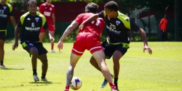 Portuguesa divide elenco em atividades e vence jogo-treino no CT do Parque Ecológico