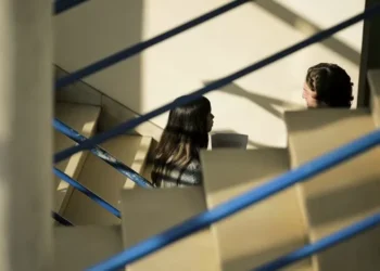 Rapaz de 15 anos agredido em Braga, ato filmado e divulgado nas redes sociais