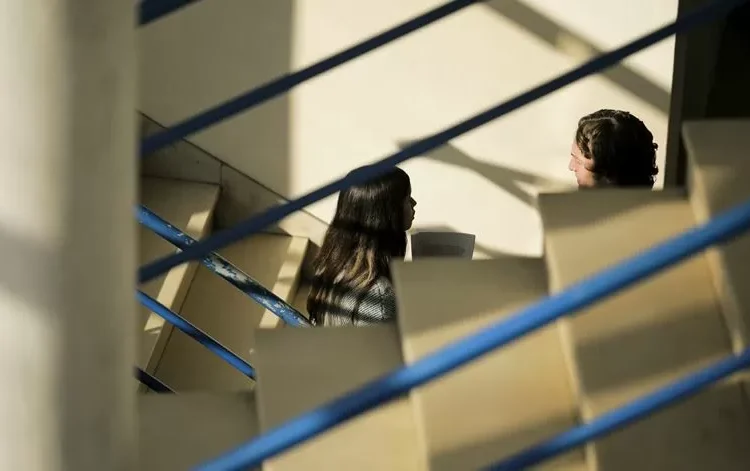 Rapaz de 15 anos agredido em Braga, ato filmado e divulgado nas redes sociais