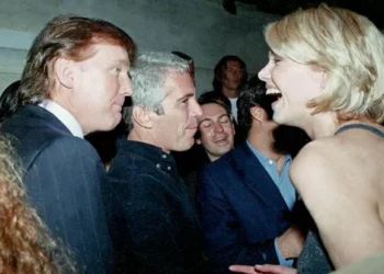 ‘Nunca fui na ilha’: Trump nega amizade com Epstein e diz que ele queria prejudicá-lo