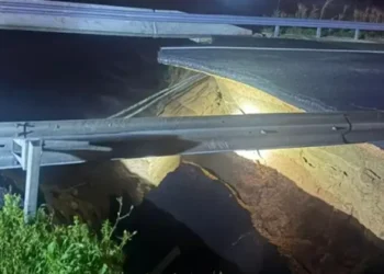 Troço da A1 ruiu na zona de Coimbra após ruptura de dique