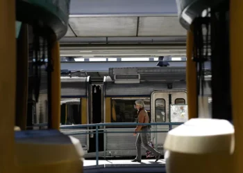 Governo aprova 317,9 milhões para acelerar entregas e mais 36 comboios para a CP