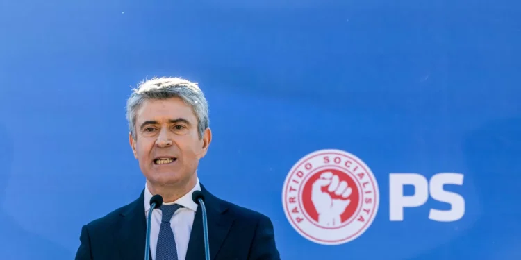 Carneiro disponível para consenso na Justiça acusa Governo de ser “sempre partidário”