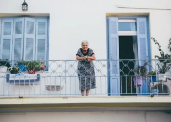 Preço das camas em lares de idosos aumenta 10% em 2026