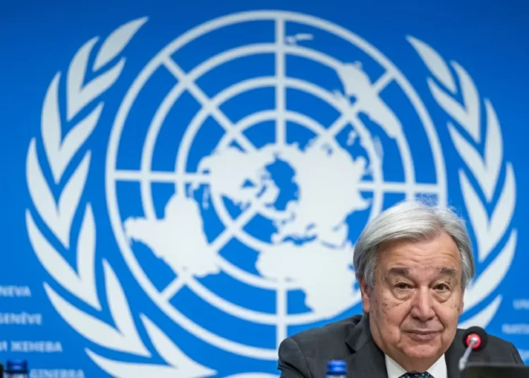 Operação dos EUA e de Israel contra Irã é ‘grave ameaça à paz’, diz Guterres