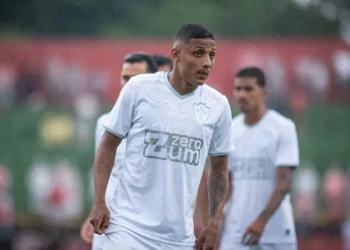 João Vitor é oferecido ao Grêmio por empréstimo, afirma jornalista