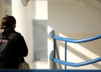 Estudantes que fugiram da Ucrânia quase todos regularizados, garante ministro