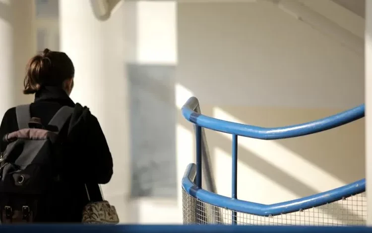 Estudantes que fugiram da Ucrânia quase todos regularizados, garante ministro