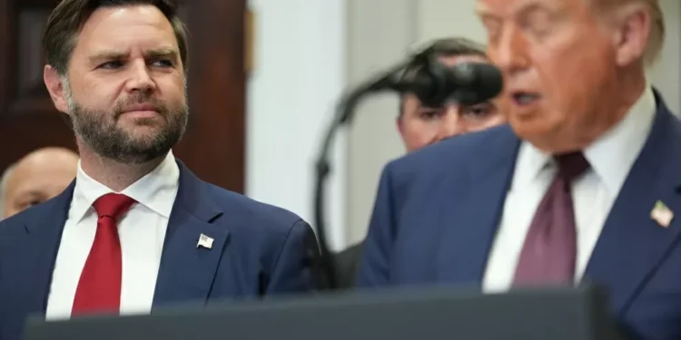 Irã não está disposto a aceitar ‘linhas vermelhas’ de Trump, diz JD Vance