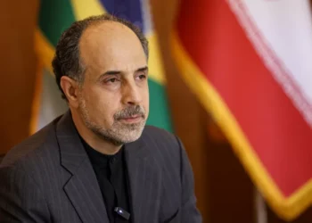 Embaixador do Irã no Brasil diz que país atacou bases militares, não nações vizinhas